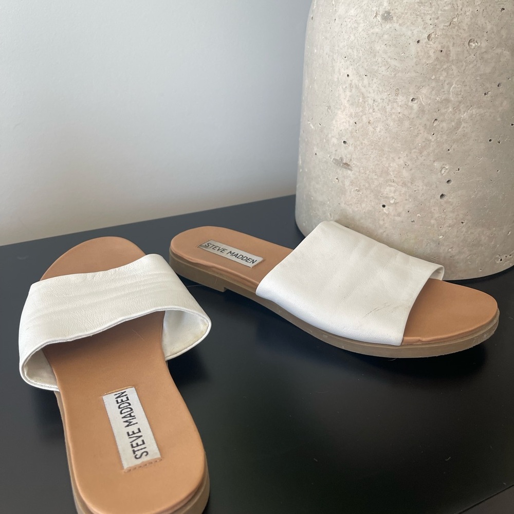 Steve Madden Cream Slide Sandals